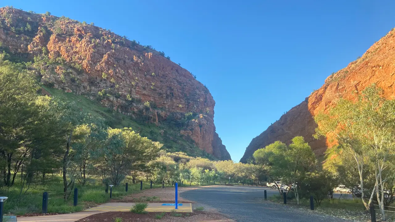 Photo looking towards Simpsons Gap from the car park area