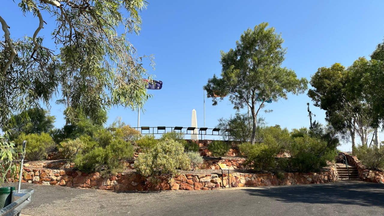 Photo of the ANZAC Memorial on top of ANZAC Hill